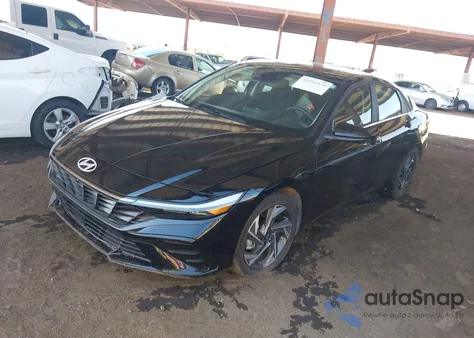 2024 Hyundai Elantra Sel z USA, uszkodzony, nr VIN KMHLS4DG1RU798936